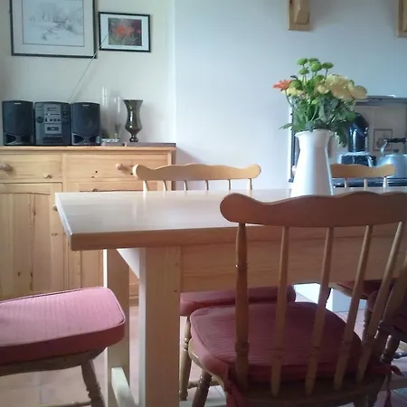 בית נופש Tymon Self-catering